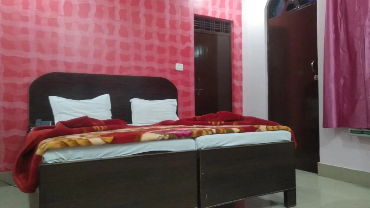 Hotel Giriraj Inn Βαρανάσι Ινδία